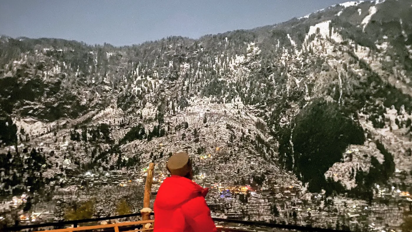 The mountains, front row at Rocky’s Café, Old Manali